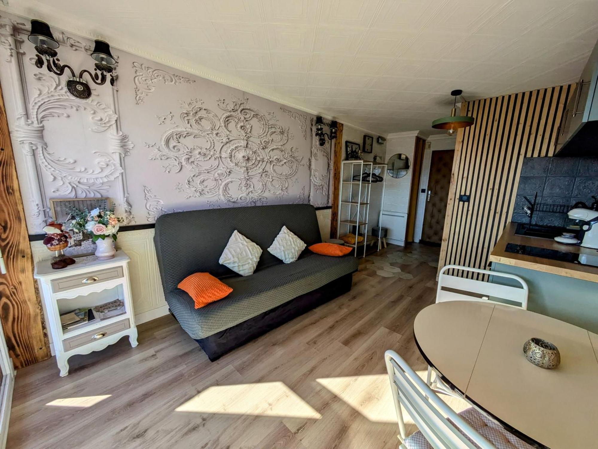 Le Ptit Cocon Apartment Font-Romeu-Odeillo-Via Exterior photo